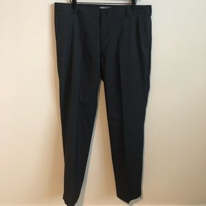 Nike DRI-FIT Golf Pants in Black